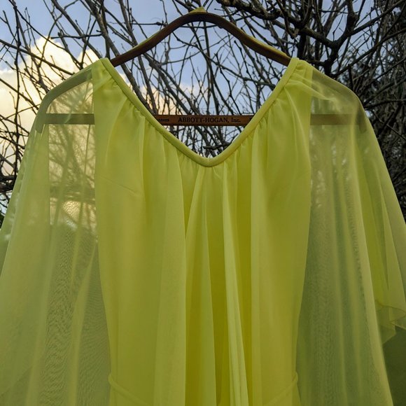 Vintage Yellow Goddess Long Dress with Chiffon Drape and Waist Tie - X-Small? - Picture 4 of 16